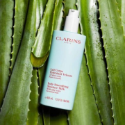 CLARINS Body-Smoothing Moisture Milk with Aloe Vera 400ml 嬌韻詩 柔滑保濕身體乳霜